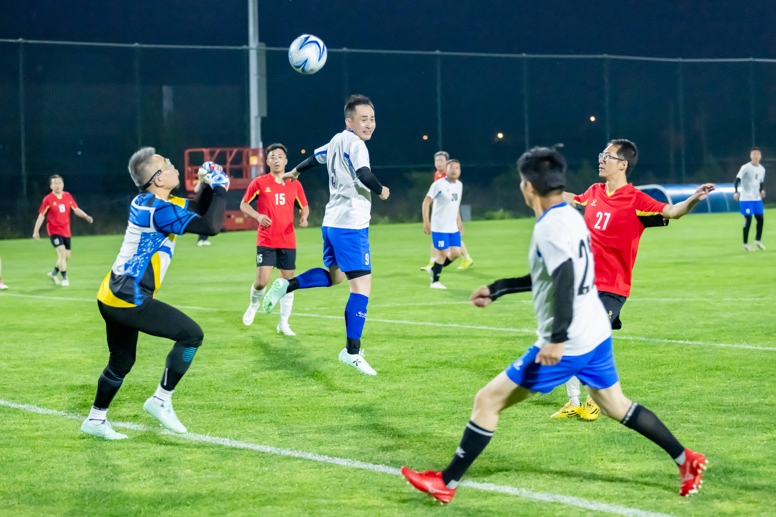 仅为他在网 仅为他在网